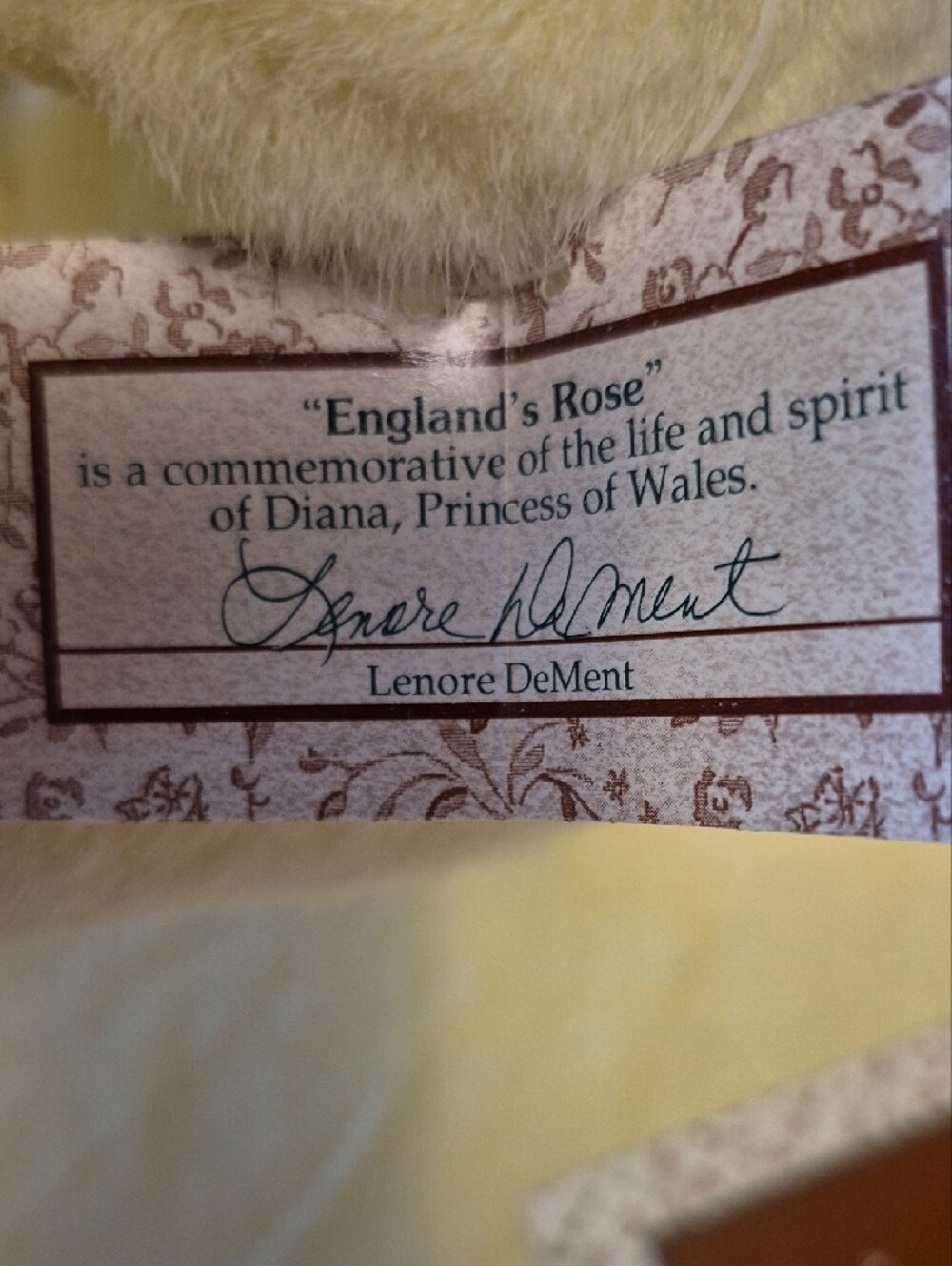 Vintage Princess Diana "England's Rose" Teddy Bear Ashton Drake Gallery - Picture 8 of 14